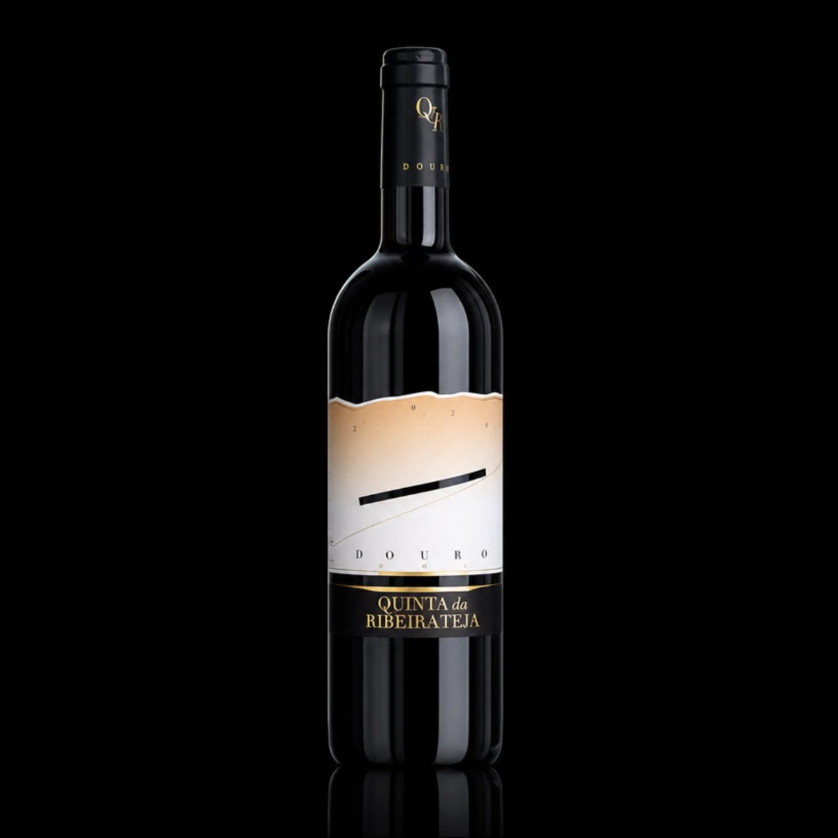 Quinta da Ribeira Teja Douro wine bottle